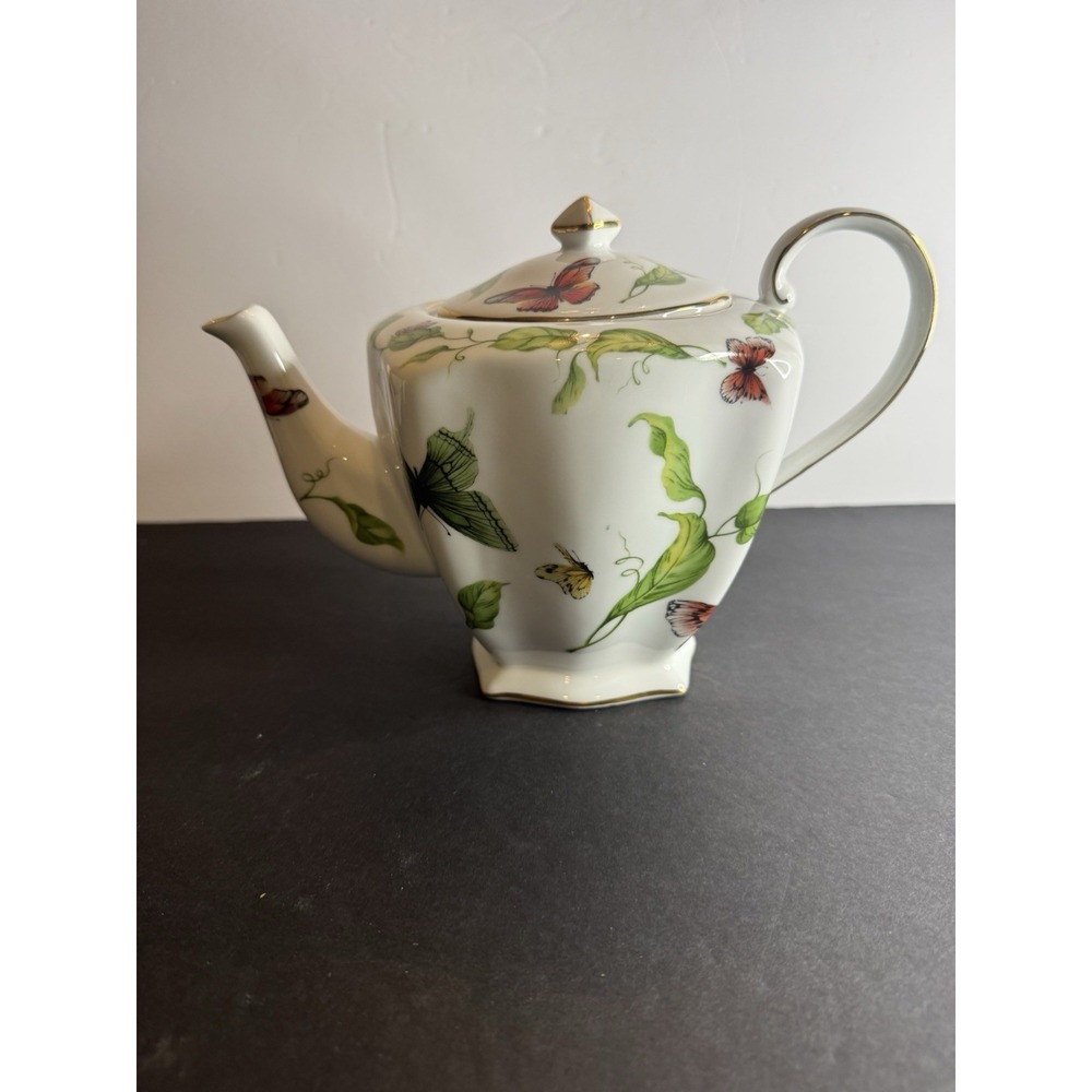 Godinger & Co Butterfly Garden Porcelain Teapot Gold Trim - 6-Cup Capacity